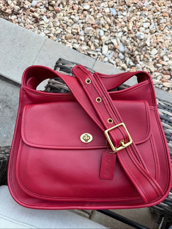 Coach Handbags - Coach Taft 9980